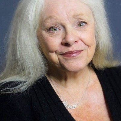 lynette-curran